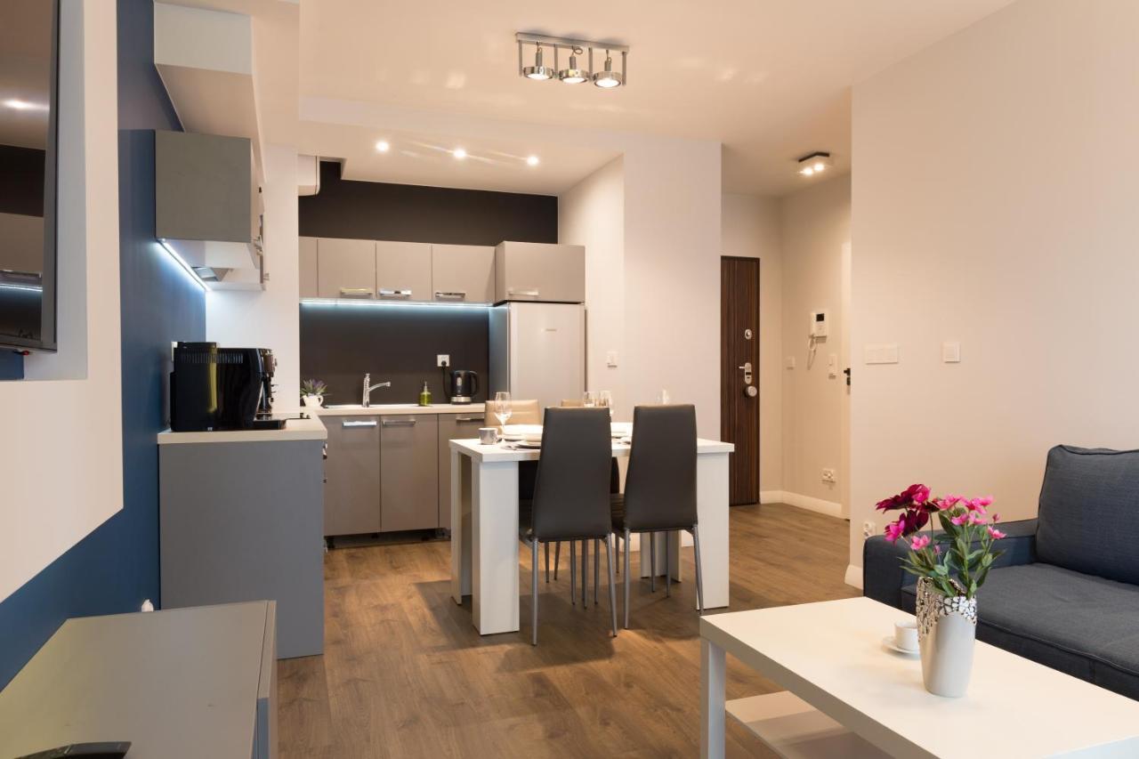 Ferienwohnung Apartlogy Aura2 78 - Experience Intelligent Living While Travelling Danzig Exterior foto