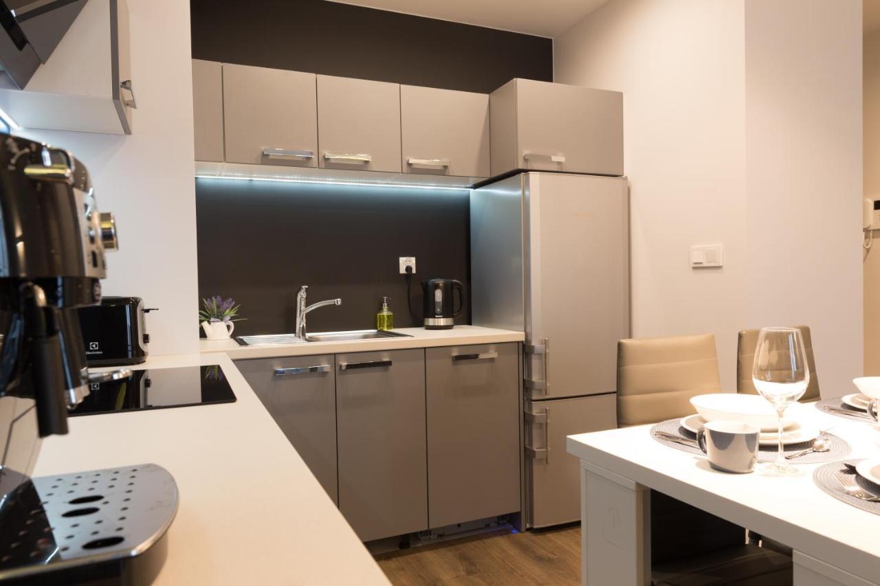 Ferienwohnung Apartlogy Aura2 78 - Experience Intelligent Living While Travelling Danzig Exterior foto